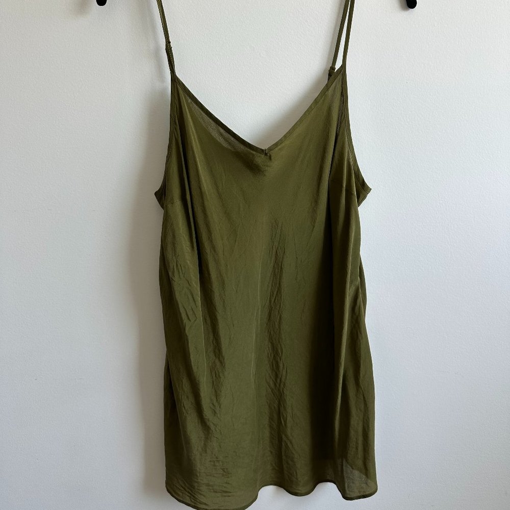 J Crew 100% Silk V-Neck Tank Top Size L Army Green Adjustable Straps